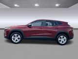 Used 2025 Chevrolet Trax LS image 4