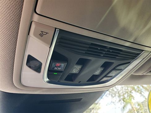 Used 2025 Acura MDX w/ Technology Package image 36