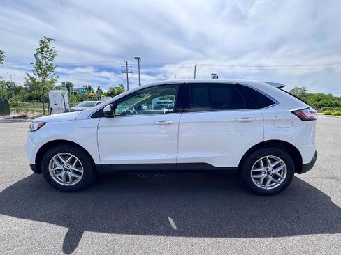 Certified 2024 Ford Edge SEL w/ Convenience Package AWD/4WD image 4
