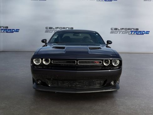 Used 2018 Dodge Challenger R/T Scat Pack image 2