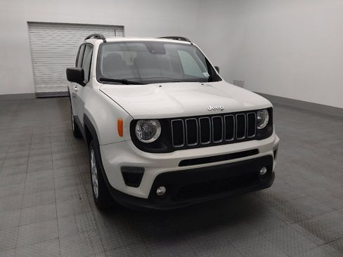 Used 2022 Jeep Renegade Latitude AWD/4WD image 14