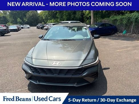 Used 2026 Hyundai Elantra Sport w/ Cargo Package FWD image 2
