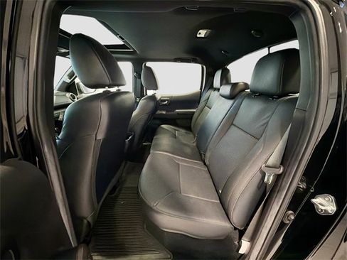 Certified 2022 Toyota Tacoma Limited image 22