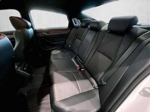 Used 2022 Honda Accord Sport image 28
