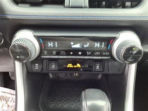 Certified 2024 Toyota RAV4 SE w/ Convenience Package image 15