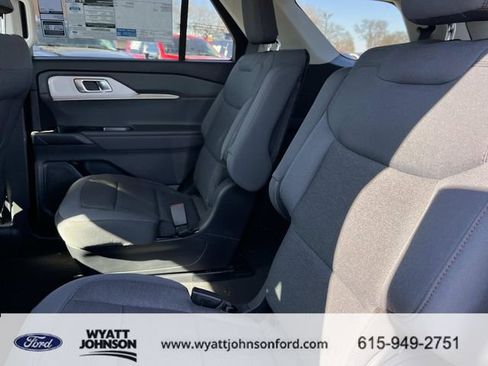 New 2026 Ford Explorer Active RWD image 21