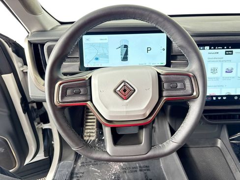 Used 2024 Rivian R1S Adventure AWD/4WD image 10