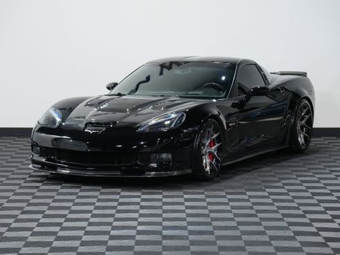 Used 2007 Chevrolet Corvette Z06 w/ Preferred Equipment Group image 3