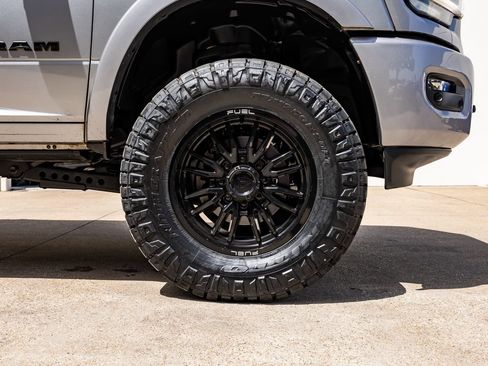 Used 2020 RAM 2500 Laramie AWD/4WD image 12