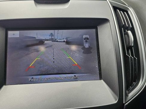 Used 2020 Ford Edge SE AWD/4WD image 14