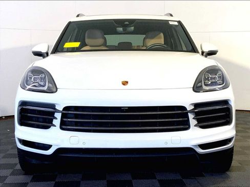 Certified 2023 Porsche Cayenne Platinum Edition AWD/4WD image 10