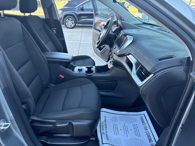 Used 2023 GMC Terrain SLE w/ Driver Convenience Package FWD image 29