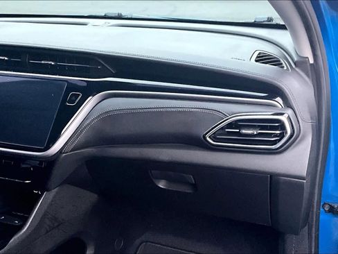 Used 2022 Chevrolet Bolt EUV LT image 19