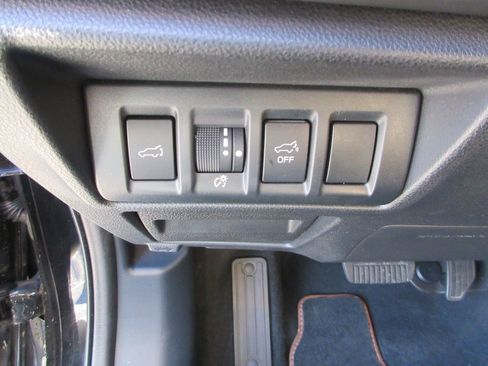 Used 2021 Subaru Outback Touring w/ Popular Package #2 image 26