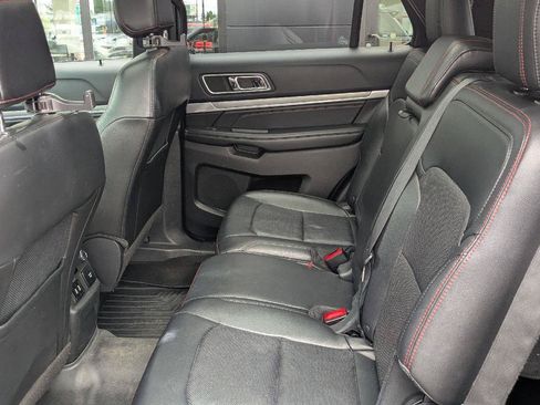 Used 2016 Ford Explorer Sport w/ Equipment Group 401A AWD/4WD image 13