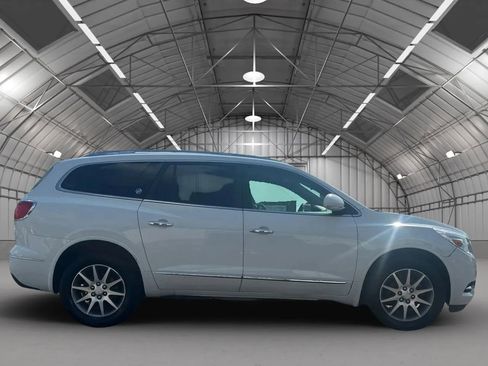 Used 2017 Buick Enclave Convenience image 6
