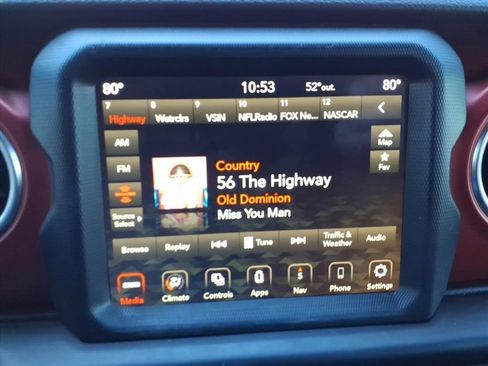 Used 2022 Jeep Wrangler Unlimited Rubicon w/ LED Lighting Group image 19