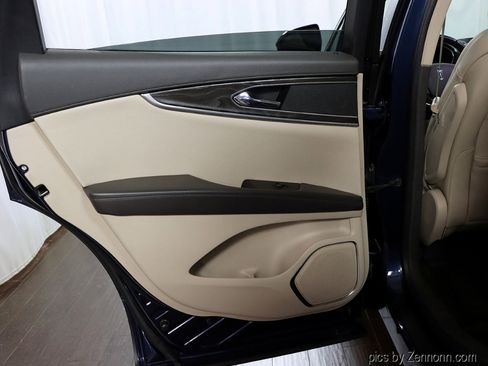 Used 2017 Lincoln MKX Reserve w/ Lincoln MKX Climate Package image 27