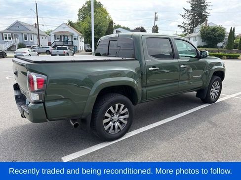 Used 2022 Toyota Tacoma Limited AWD/4WD image 6