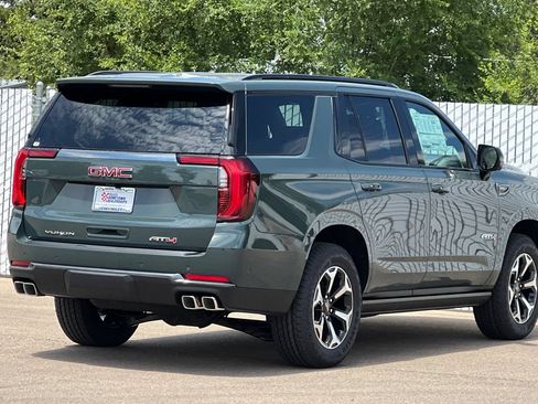 New 2026 GMC Yukon AT4 AWD/4WD image 4