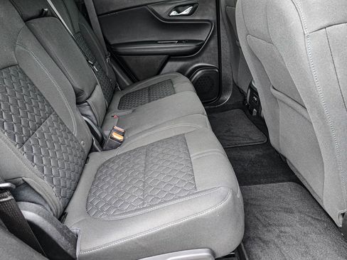 Used 2021 Chevrolet Blazer LT image 32