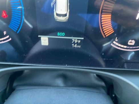 New 2026 Hyundai Tucson Blue SE image 33