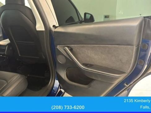 Used 2023 Tesla Model Y Long Range AWD/4WD image 36