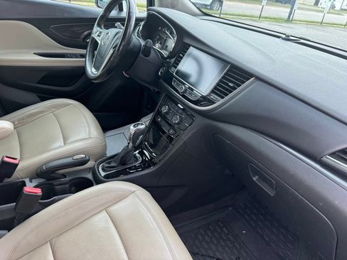Used 2019 Buick Encore Essence FWD image 20