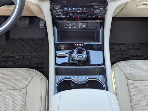 New 2025 Jeep Grand Cherokee Limited image 20