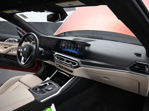 Certified 2024 BMW 430i Convertible w/ Premium Package image 20