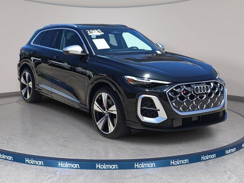 Certified 2025 Audi SQ5 Premium Plus w/ Premium Plus Package AWD/4WD image 3