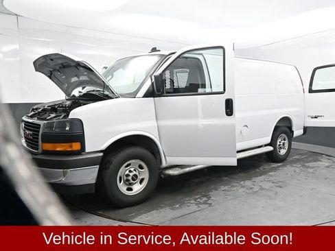 Used 2025 GMC Savana 2500 w/ Driver Convenience Package RWD image 44