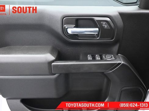 Used 2022 Chevrolet Silverado 1500 Custom AWD/4WD image 24