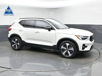 Used 2024 Volvo XC40 B5 Plus