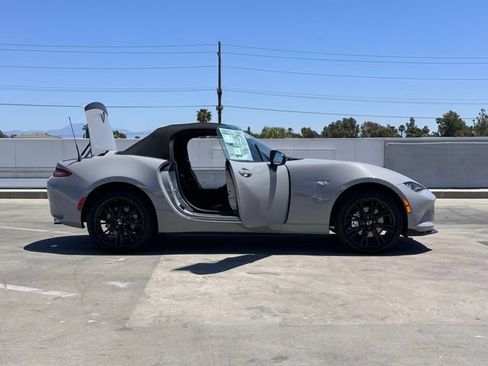 New 2026 MAZDA MX-5 Miata Club RWD image 29