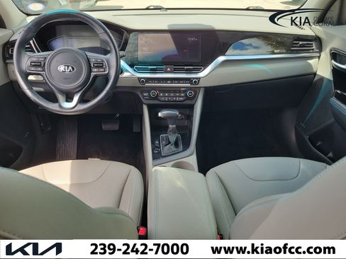 Used 2021 Kia Niro EX Premium FWD image 16