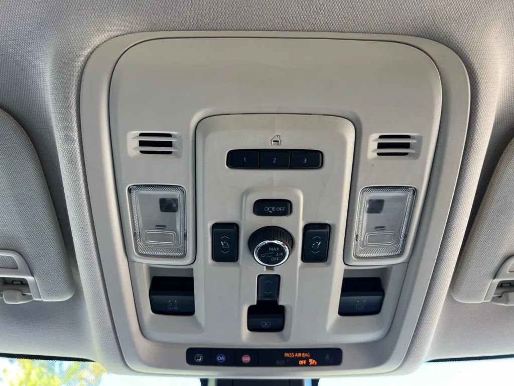 Used 2022 GMC Yukon Denali AWD/4WD image 37