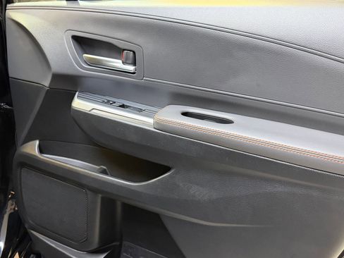 Used 2023 Toyota Sienna XSE FWD image 46