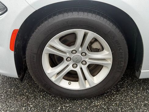 Used 2023 Dodge Charger SXT image 11