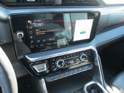 Used 2024 GMC Sierra 1500 Denali image 29