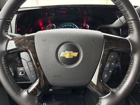 Used 2021 Chevrolet Express 2500 LS w/ Enhanced Convenience Package RWD image 26