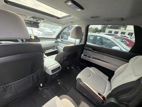 Used 2020 Hyundai Palisade SEL w/ Convenience Package AWD/4WD image 12