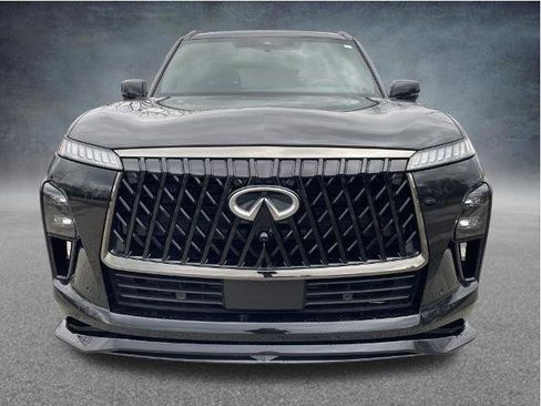 Certified 2026 INFINITI QX80 4WD w/ Sport Exterior Package image 8