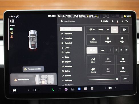 Used 2023 Tesla Model Y Performance image 19