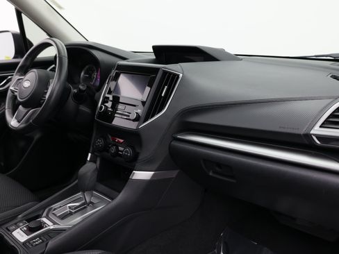 Used 2023 Subaru Forester Premium AWD/4WD image 40