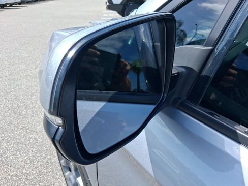 Used 2023 Honda Passport EX-L image 17