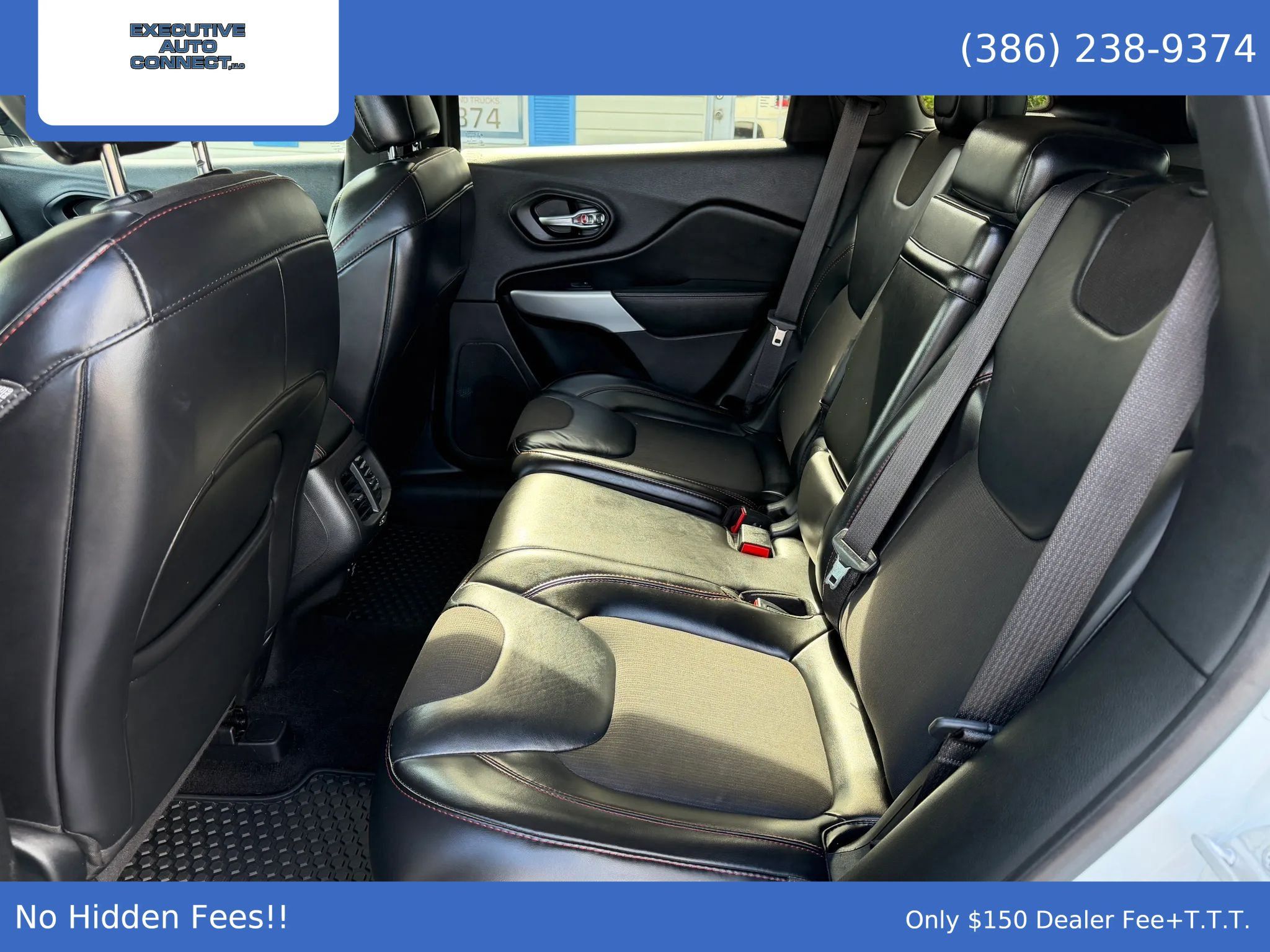 Used 2017 Jeep Cherokee Trailhawk w/ Comfort/Convenience Group AWD/4WD image 12