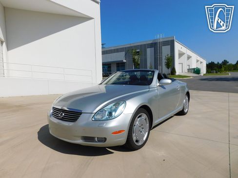 Used 2003 Lexus SC 430 Convertible RWD image 7
