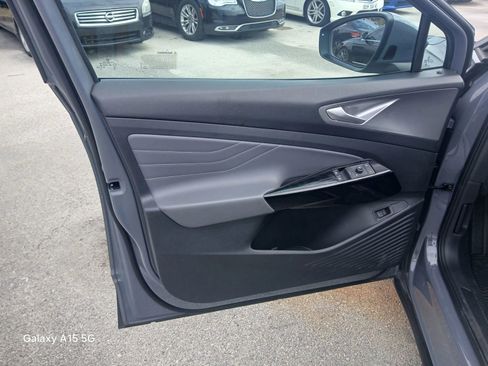 Used 2023 Volkswagen ID.4 Pro S image 11