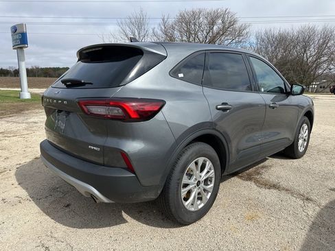 Used 2025 Ford Escape Active image 10